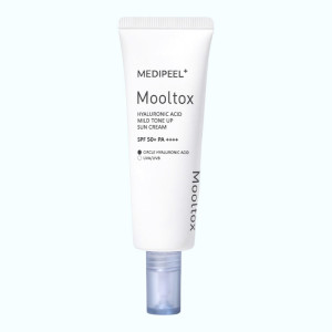 купить Солнцезащитный тонирующий крем для лица Hyaluronic Acid Aqua Mooltox Mild Tone Up Sun Cream SPF 50+, MEDI-PEEL - 50 мл
