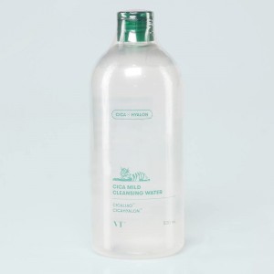Купить оптом Очищающая вода для чувствительной кожи лица VT CICA MILD CLEANSING WATER - 500 мл